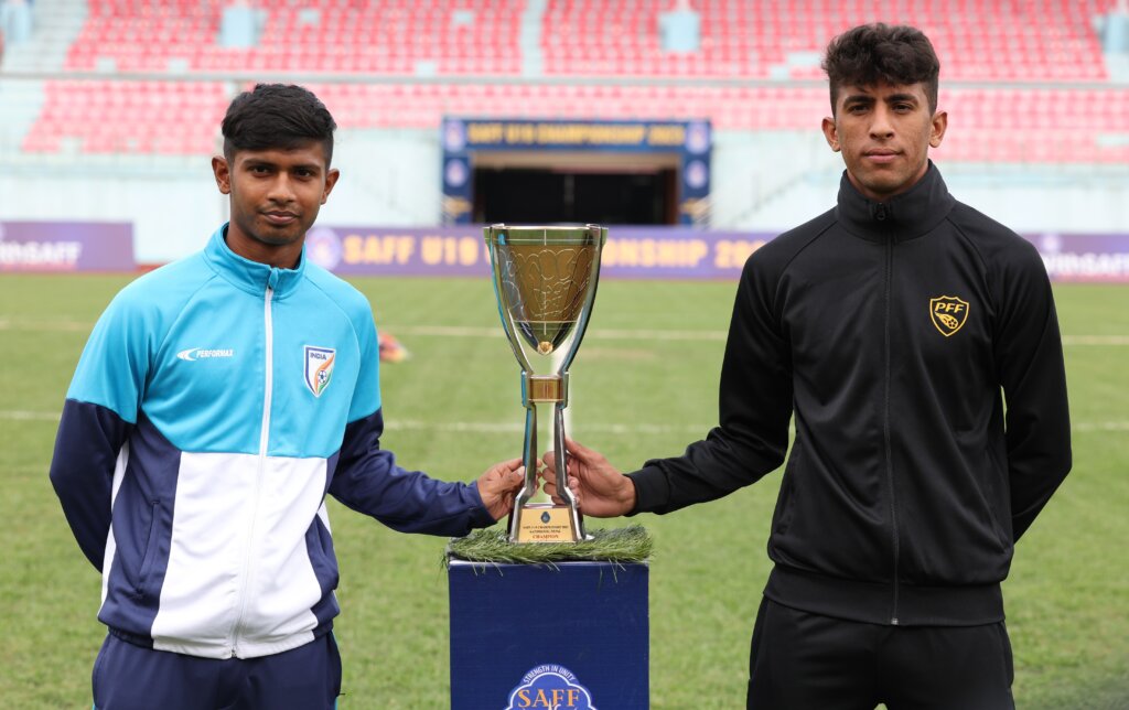 India ready to dismantle counter-attacking pakistan in saff u19 final
							1