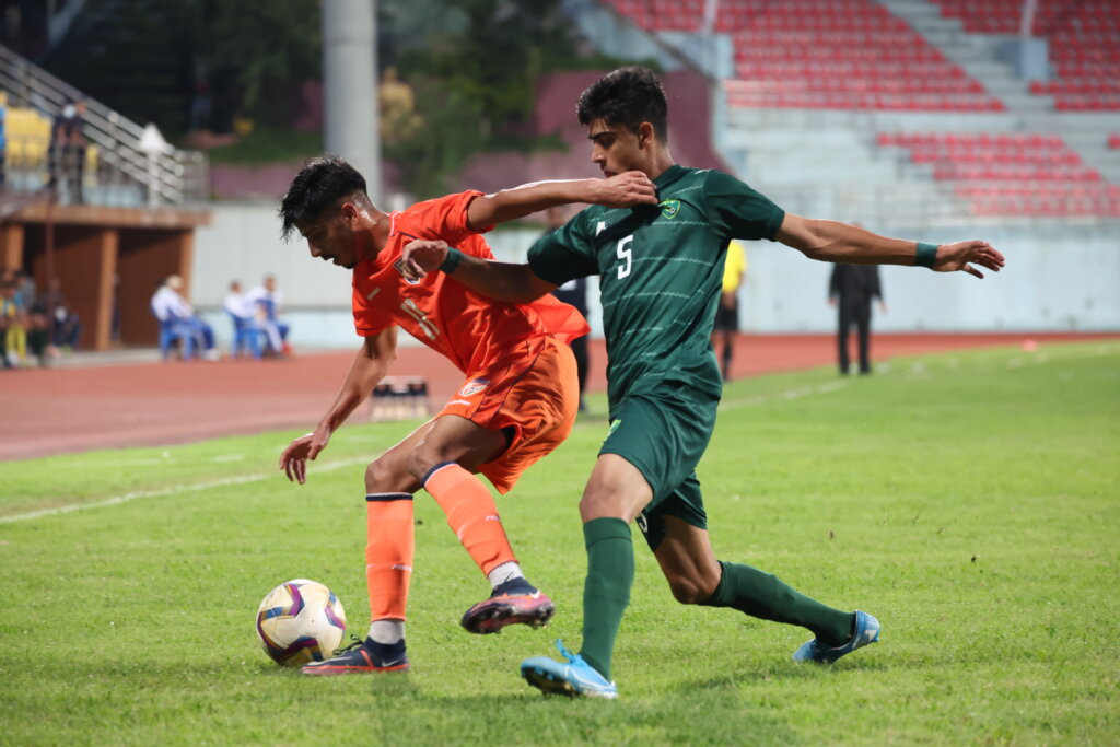 Champs!!! Triple-strike blue colts send crippled pakistan packing
							1