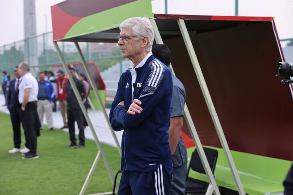 Aiff signs mou with odisha government on fifa-aiff academy in presence of arsene wenger
							1