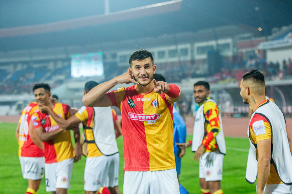 12 years of pall of gloom lifted: east bengal win a spine-chiller to take home kalinga super cup
							2