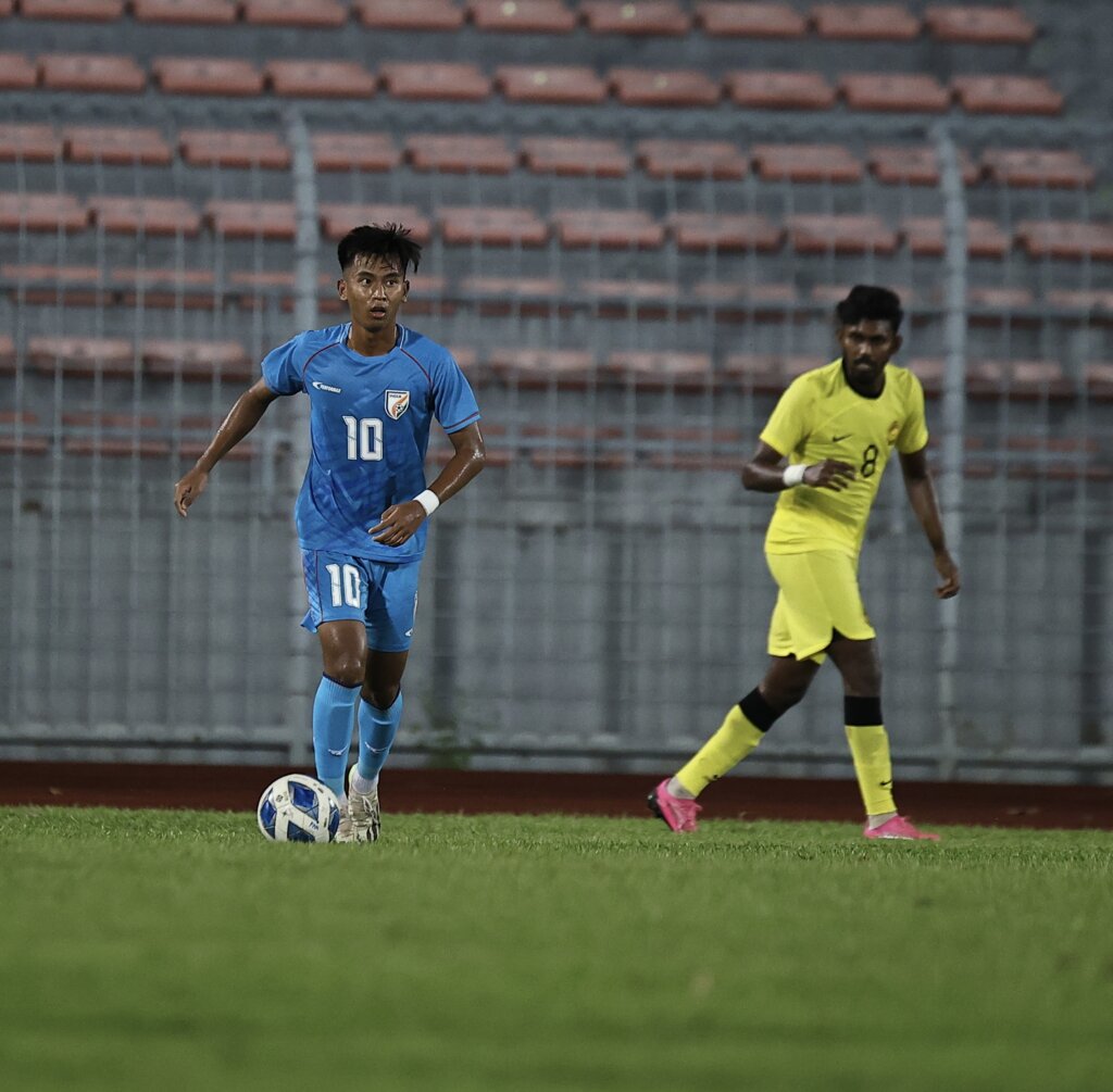 India u23 edged out in malaysia friendly
							1