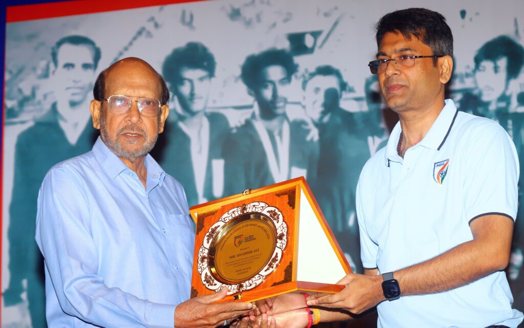 Aiff president felicitates heroes of 1974 afc youth champions squad
							2