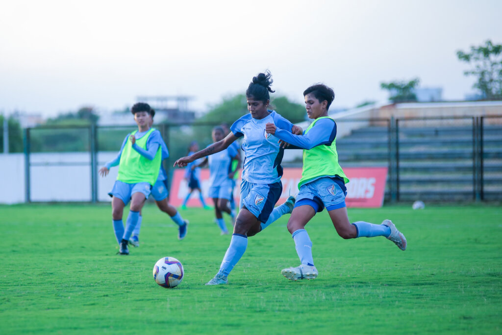 Blue tigresses brimming with confidence on eve of uzbekistan test 
							1